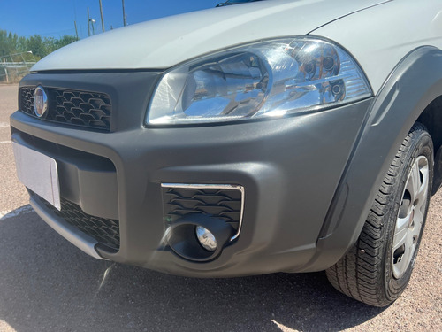 Imagen 13 de 25 de Fiat Strada Working 1.4 Dc (l14). Unica Por Su Estado