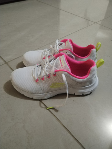 Tenis Skechers