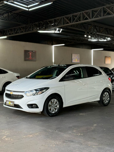 Chevrolet Onix 1.0 MPFI LT 8V FLEX 4P MANUAL
