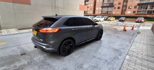 Ford Edge St