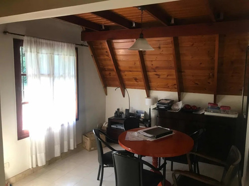 Imagen 6 de 9 de Lote 1450 Mts Con 2 Casas, Castelar, Parque Libre