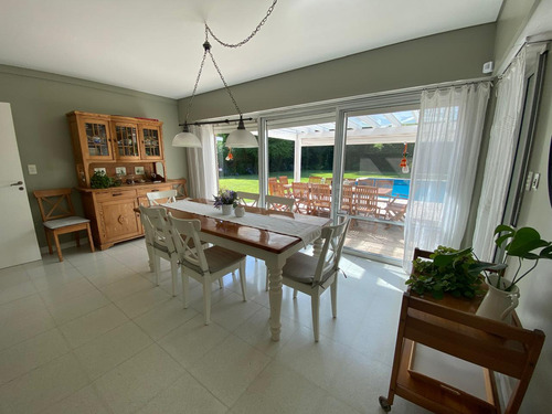 Casa En Lomas De San Isidro