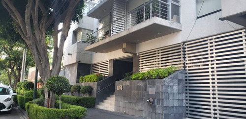 Imagen 1 de 15 de Departamento De Lujo En La Mejor Zona