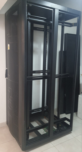 Rack O Gabinete Para Data Center De 45 Ru Siemon 