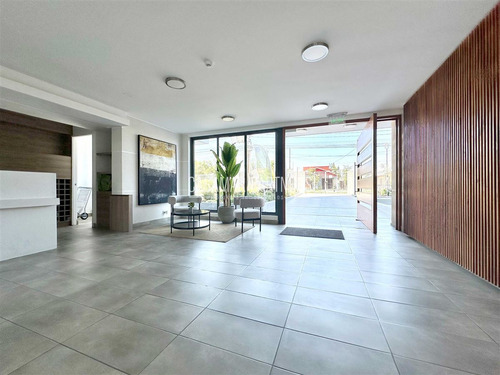 Departamento En Venta De 3 Dorm. En La Cisterna