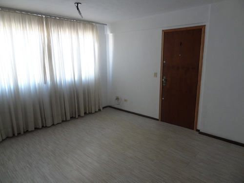 Imagem 2 de 12 de Apartamento Para Alugar - 00560.002