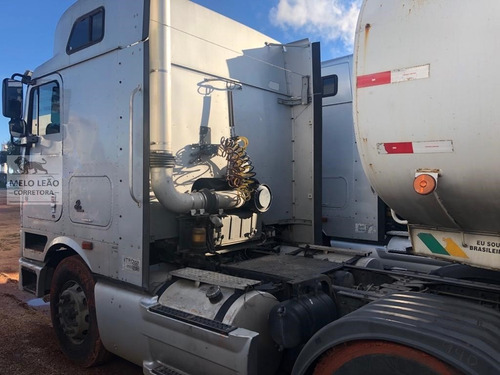 Imagem 5 de 6 de International Navistar 9800i 6x4 Teto Alto Cab. Leito - 2011