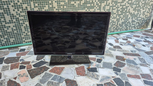 Tv Led Samsung 32 (se Enciende Y Apaga) (Usado)