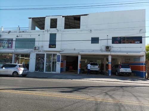 Se Vende Plaza Comercial De Oportunidad 