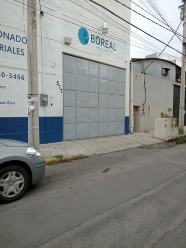 Bodega En Renta 350m2,  Col. Granjas México.