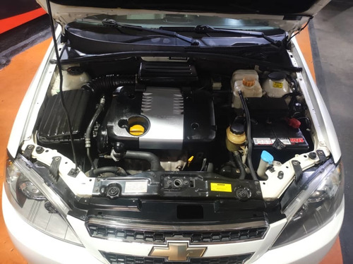 Imagen 6 de 15 de Chevrolet Optra Sedan