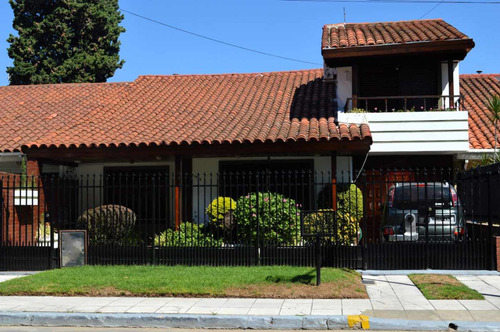 Casa Venta Villa Maipu 4 Dorm-parque- Parrilla