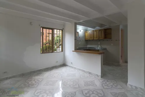 Casa En Venta En Estacion Primera. Cod V12849