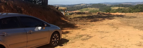 Terreno Com 1000 Metros Quadrados, Com Terraplanagem.
