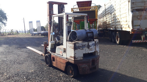 Empilhadeira Nissan Ano 2000 Para 3 Toneladas A Gás Glp