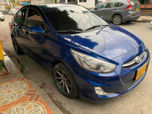 Hyundai Accent 2017 1.6 Premium Automática