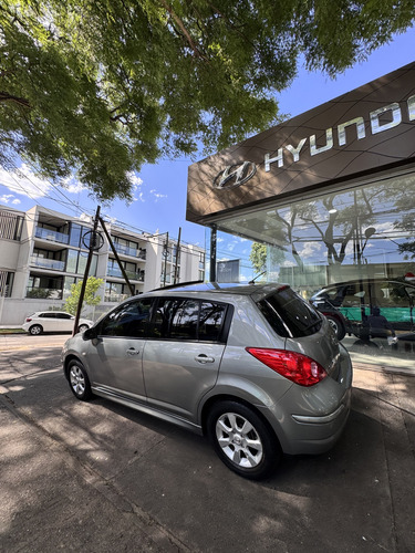 Nissan Tiida 1.8 Acenta