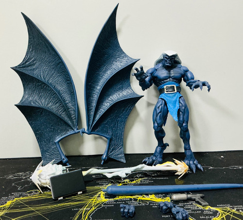 Action Figure Gargoyles Boneco Gargulas Neca Thailog Disney (Usado)