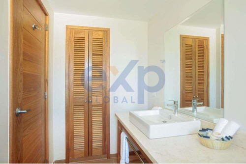 Bávaro - Apartamento Amueblado - Ideal Para Vivir O Invertir - Frente Al Hoyo 12 De Campo De Golf