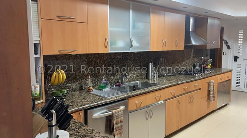 Imagen 2 de 18 de Casa En Venta La Castellana Mls #22-18410