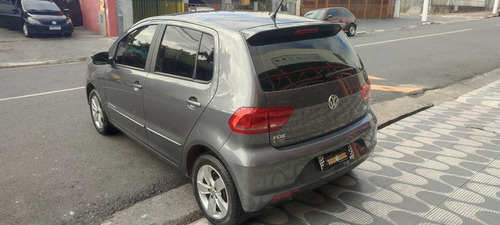 Imagem 5 de 10 de Volkswagen Fox 2018 1.6 Comfortline Total Flex 5p