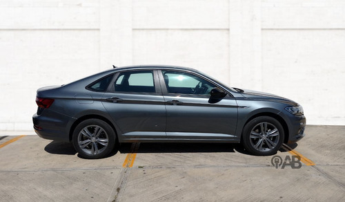 Imagen 4 de 9 de Volkswagen Jetta 2019 1.4 T Fsi Rline