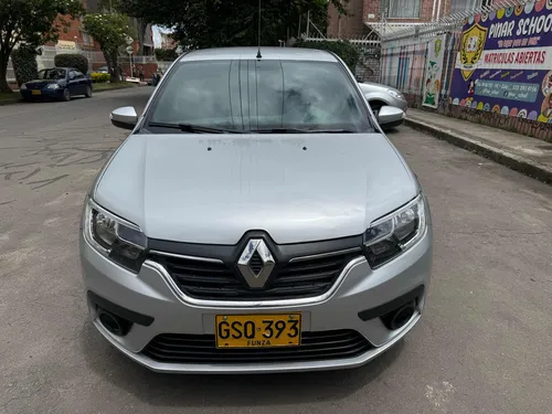 Renault Logan 1.6 Authentique