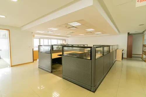 Oficina En Arriendo En Centro Internacional. Cod A1094008