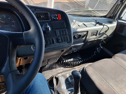 Mercedes Benz Atron 1719 4x2 C/ Baú 7.20 X 2.60 X 2.85
