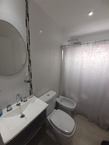 Imagen 9 de 13 de Departamento Para 2 Pers. A 150 Del Mar Jardin Parrilla Es