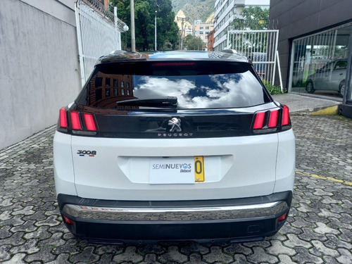 Imagen 13 de 17 de Peugeot 3008 Allure