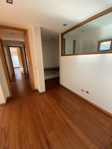 Hermosa Casa En Avenida Blanca Estela Concón