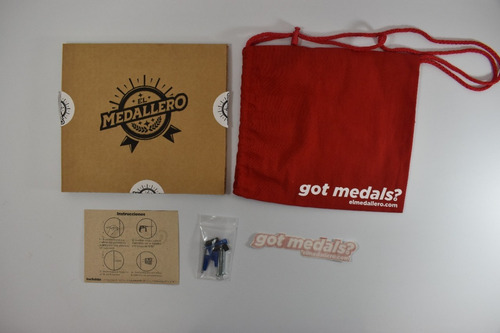 Imagen 3 de 6 de Medallero 10k Porta Medallas Personalizado Gratis