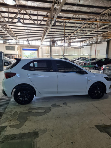 Imagen 14 de 25 de Nuevo Chevrolet Onix Rs Mt 1.0t 5p Ad