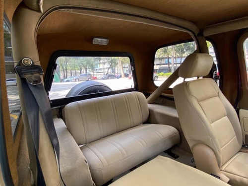 Imagen 8 de 15 de Jeep Wrangler Sahara