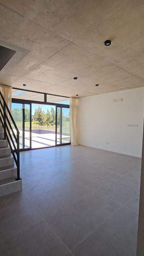 Casa En Country Terravista General Rodriguez