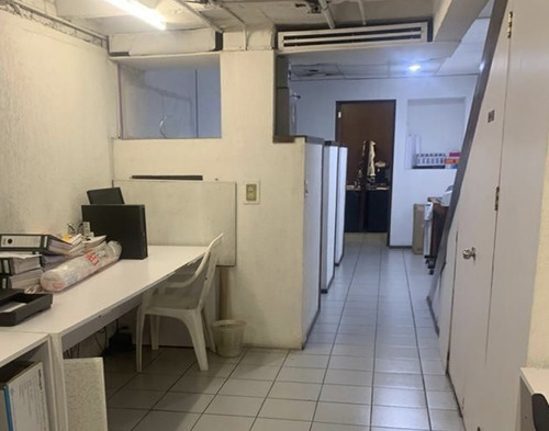 Oficina En Venta En Jardines Del Pedregal 105m2
