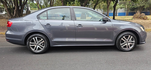 Volkswagen Jetta 2.5 Trendline L5 Man B A Mt