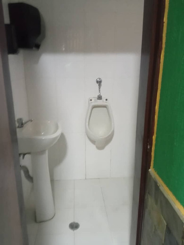 Venta Fondo De Comercio Pizzeria Activa, Full Equipada. Los Chaguaramos Ubicación Muy Transcurrida. Yy