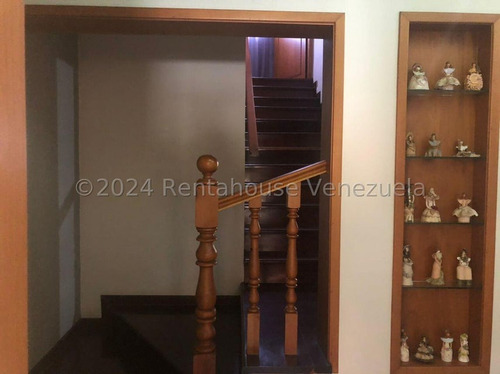 Imagina Tu Vivienda Temporal Ubicada En Una De Las Mejores Urbanizaciones De La Ciudad, Con Todos Los Servicios, Vigilancia 24/7. Esta Propiedad Se Encuentra Totalmente Equipada Y Amoblada.