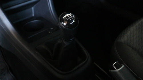 Volkswagen Up! 1.0 Move Up! 75cv - 121942 - C