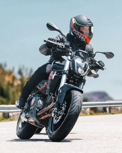 Imagen 3 de 4 de Benelli 302 S - Naked