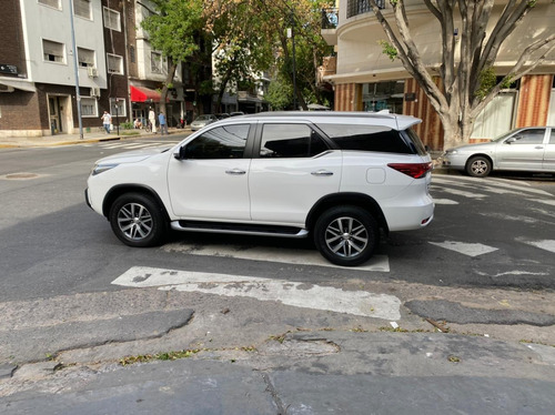 Toyota Sw4 2.8 Srx 177cv 4x4 7as At 2018