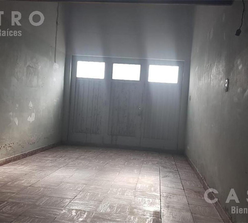 Imagen 29 de 30 de Venta - Casa Con Locales - Libertad