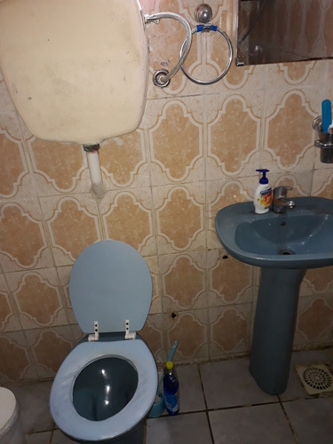 Imagen 8 de 9 de Vendo Casa De 2 Dorm, Parrillero Techado, Alero Para Autos A 2 Cuadras De La Avenida
