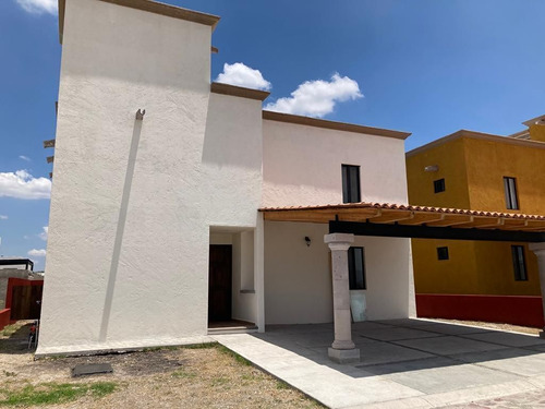 Casa En Venta, Cumbres De San Miguel, 4 Recámaras