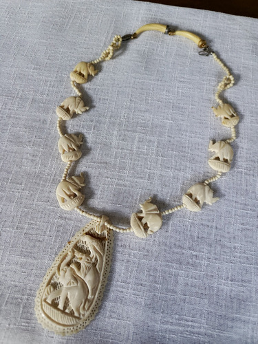 Antiguo Collar De Hueso Joyería Elefante Escultura Bisutería