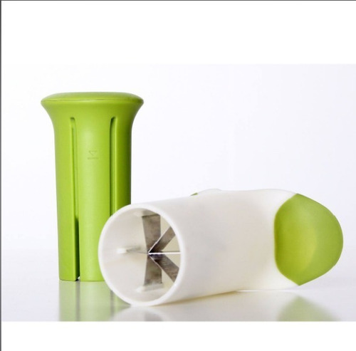 Imagen 2 de 3 de Cortador En Bastones Zanahoria Veggie Wedgie Microplane
