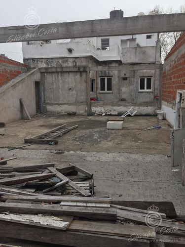 Imagen 13 de 30 de Inmejorable Ubicacion!!! Vivienda, Local Y Galpon