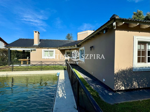 Casa En Venta Country Las Lajas